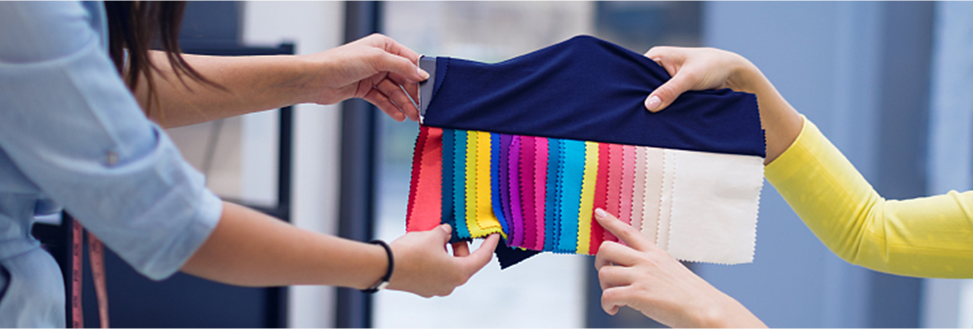 產(chǎn)品中心  /  按類別  /  春亞紡_吳江市金昊紡織有限公司